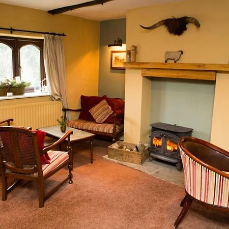 The Golden Fleece Inn Карлайл Екстериор снимка